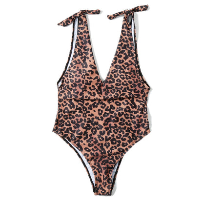 Sexy suspender swimsuit